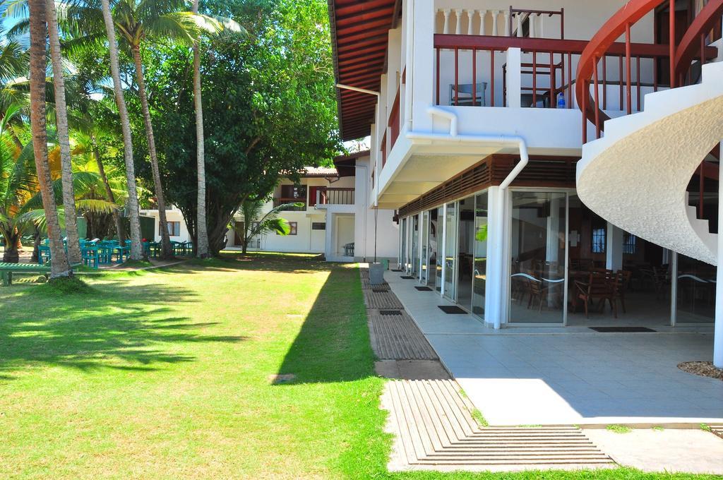 Ypsylon Tourist Resort Beruwala Exteriör bild
