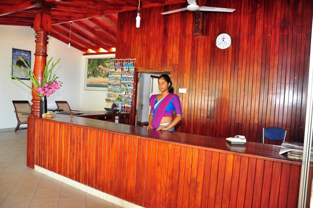 Ypsylon Tourist Resort Beruwala Exteriör bild