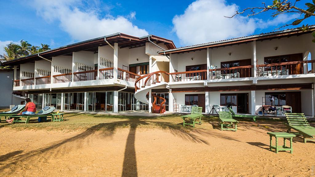Ypsylon Tourist Resort Beruwala Exteriör bild